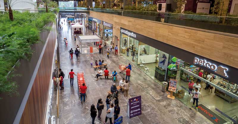 Miyana Comercial, ubicado en el Nuevo Polanco, una zona de gran afluencia en la ciudad de México.