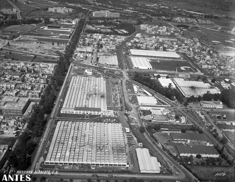 En 1936 se inauguró la Planta de ensamblado General Motors Granada, sobre la Calzada de la Hacienda, hoy conocida como Avenida Ejército Nacional.