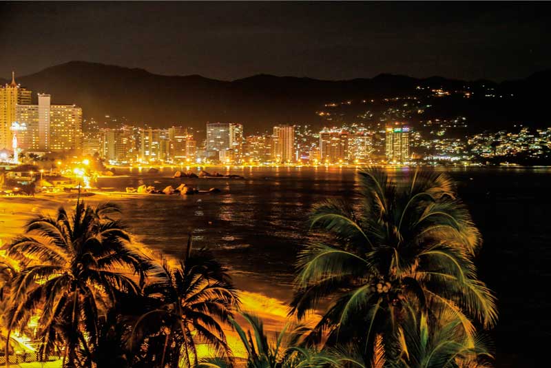 Real Estate,Real Estate Market and Lifestyle,Real Estate Market &amp; Lifestyle,Bioarquitectura, Bahía de Acapulco,<br />