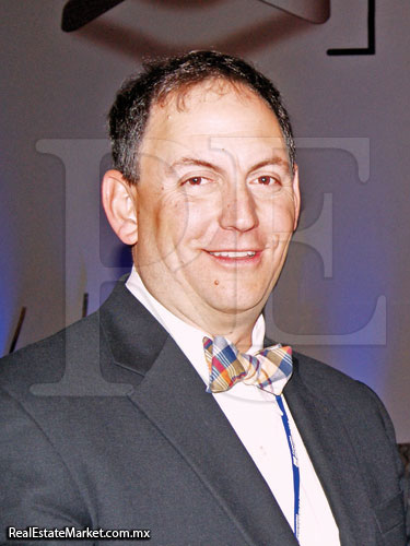 Eugene Towle, socio director de Softec
