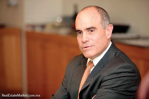 Mario Correa, Economista en Jefe de Scotiabank