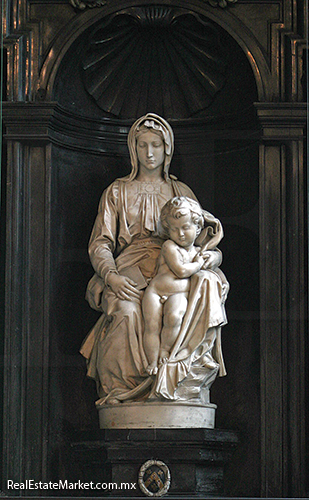 “Madonna de Brujas”, hecha por Miguel Ángel, fue confiscada por los nazis en 1944, pero dos años más tarde regresó a Italia