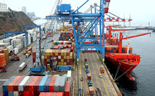 Prioritario fortalecer y modernizar sector marítimo y portuario