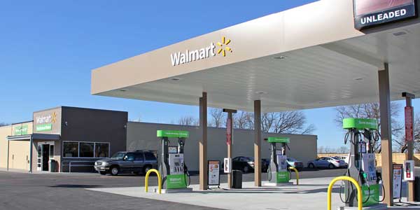 Walmart instalará gasolineras en estacionamientos
