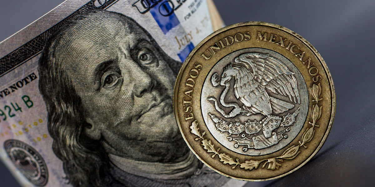 El peso inicia marzo manteniendo fortaleza frente al dólar