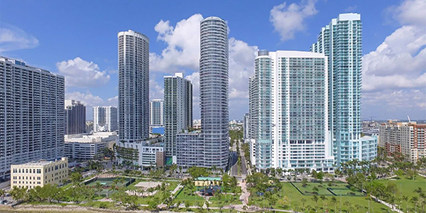 Los  precios de los condominios en Florida se desploman
