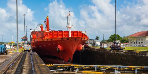 Millones de dólares en riesgo por crisis en el Canal de Panamá