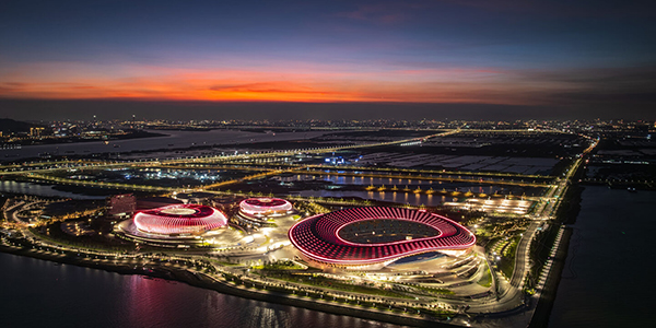 ZHA concluye centro deportivo inspirado en arquitectura tradicional china