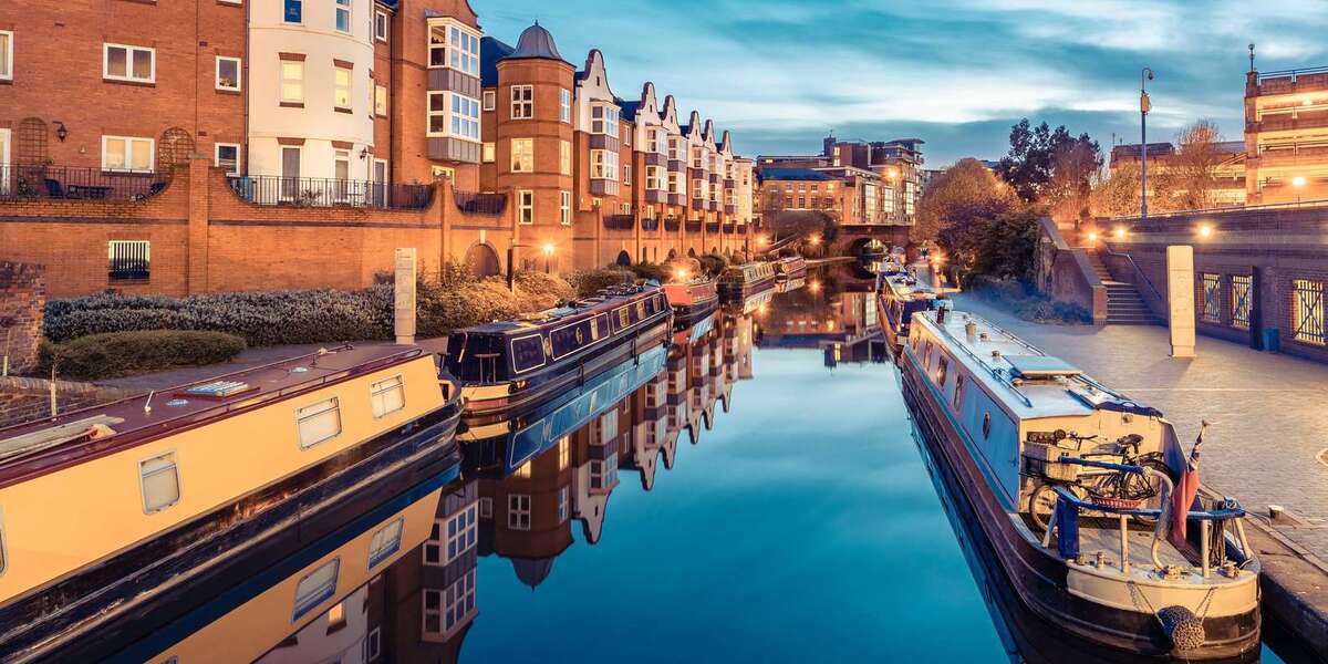 El distrito está diseñado para empoderar a las comunidades locales, crear vías para carreras profesionales de alto valor y transformar las perspectivas económicas de la ciudad.