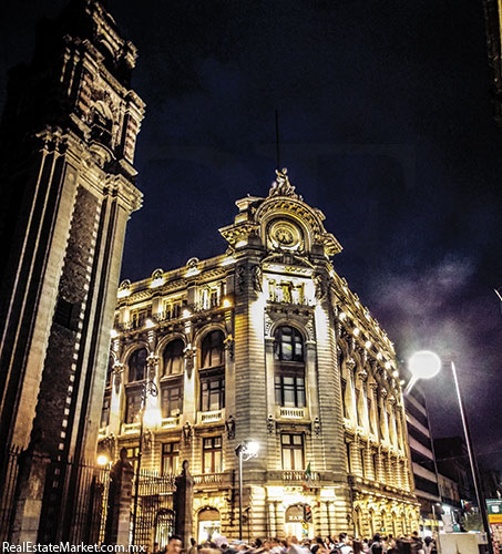 Zara, edificio de la Méxicana, en la calle de Madero.