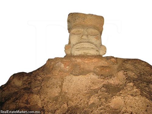 En la entrada de Nahkab, en Yucatán, también se han encontrado rastros de esta cultura.