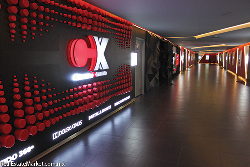 Inovadores conceptos como: Palco Cinemex, Cinemex Tradicional, Cinemex 3D, Cinemex Premium, Platino Cinemex, CinemeXtremo y Cinemex X4D Motion y CineMá.