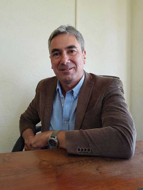 Luis Alberto del Río
Director General de CuatroCuatros.