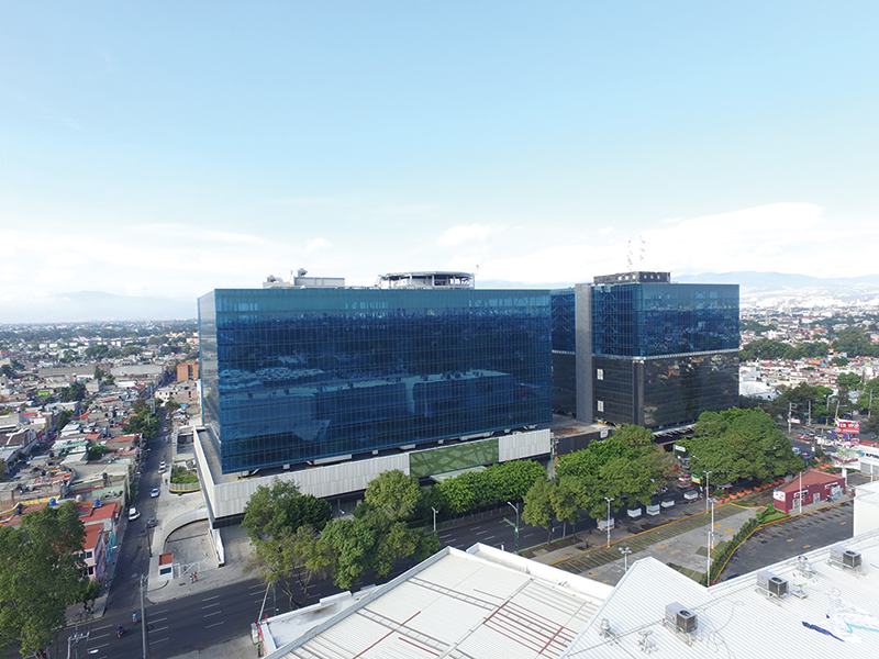 Real Estate Market, FUNO, La Viga, edificio corporativo.