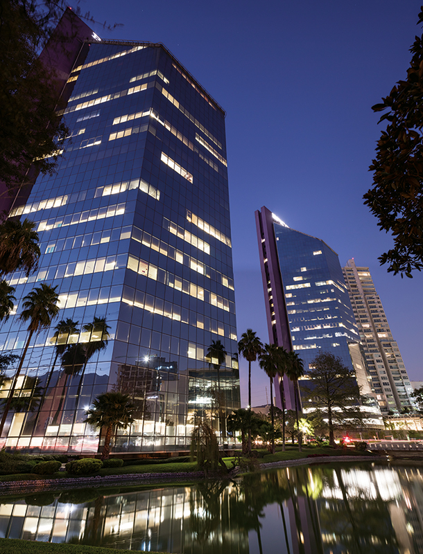 Real Estate Market, Monterrey, El Portafolio OEP se compone de Torre I, Torre II y Plaza Central.