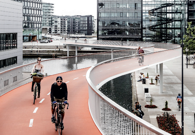 Real Estate Market &amp; Lifestyle,Real Estate,Smart Cities,SMART CITIES, Infraestructura ciclista en Copenhague. Se buscarán intervalos de ejercicio de 45 minutos por semana.