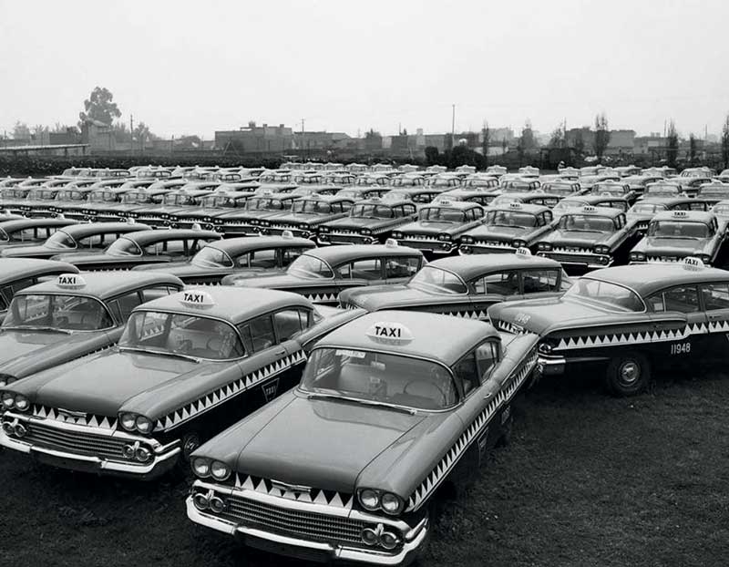 Real Estate Market &amp;amp; Lifestyle,Real Estate,Polanco,Crónica de la transformación en Polanco, Aspecto de la planta de General Motors en 1958, actualmente Ejército Nacional. 