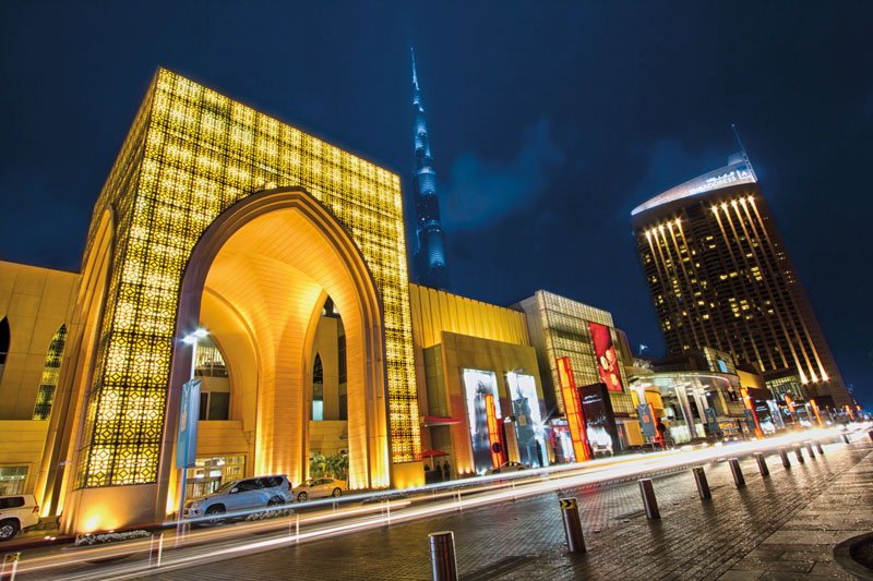 Real Estate Market &amp;amp; Lifestyle,Real Estate,LOS QUE MÁS VENDEN, LOS MÁS GRANDES Y LOS MÁS SEXYS,Brioni. Mercados para todas las generaciones y segmentos,Marianne Vázquez, Dubai Mall. Un complejo con diversos centros comerciales completos y hotel. 