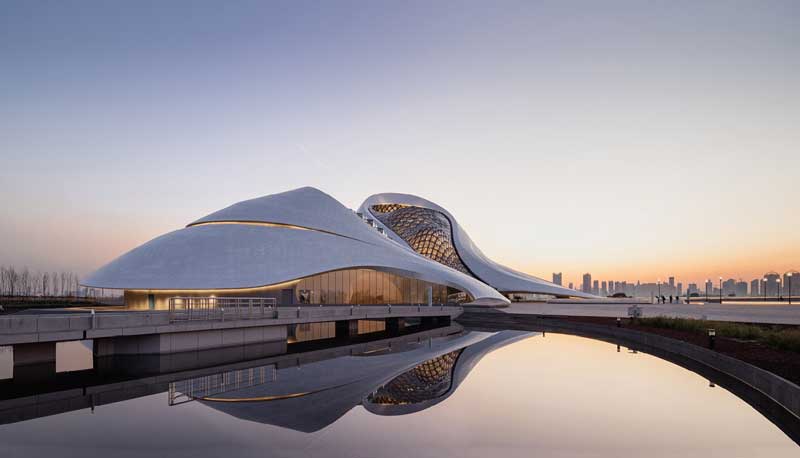 Real Estate Market &amp;amp;Lifestyle,Real Estate,Arquitectura Disruptiva,Los arquitectos más influyentes del mundo,MAD Architects / Ma Yansong, Diseñar para el futuro, Teatro de Ópera de Harbin, Heilongjiang, China (2015).