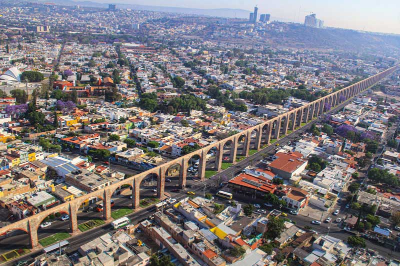 Real Estate,Real Estate Market &amp; Lifestyle,Real Estate México,Querétaro, referente de la economía nacional,¿Por qué invertir en Querétaro?, ENTREVISTA A FRANCISCO DOMÍNGUEZ SERVIÉN, 
