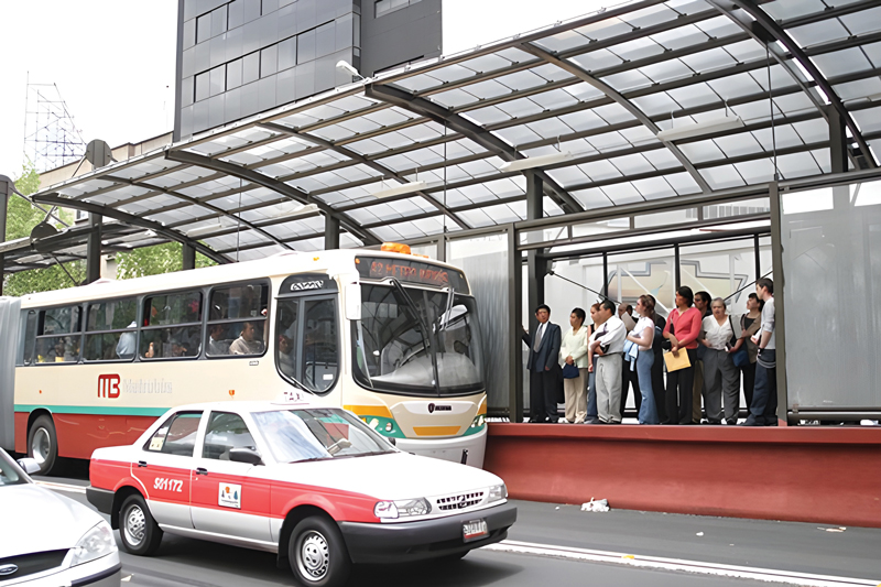 Real Estate Market &amp; Lifestyle,Real Estate,Real Estate México,ADI,30 años de la ADI,Asociación de Desarrolladores Inmobiliarios, El 19 de junio de 2005 se inauguró la primer línea del Metrobús, que corría de Indios Verdes a Doctor Gálvez.