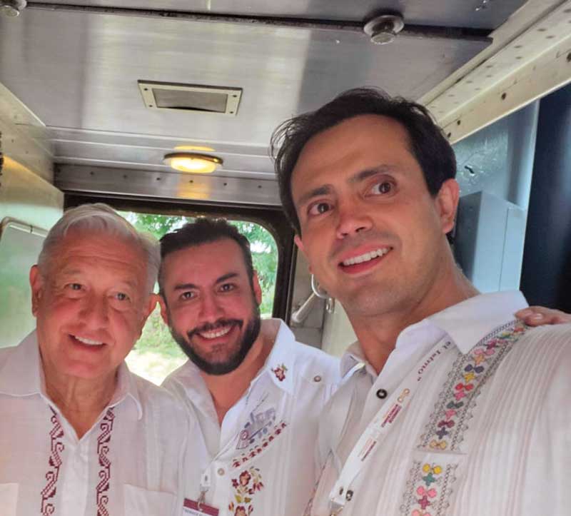 Real Estate,Real Estate Market and Lifestyle,Real Estate Market &amp; Lifestyle,CIIT,Proistmo,Corredor Interoceánico del Istmo de Tehuantepec,México en el centro del mundo, President Andrés Manuel López Obrador; Fernando Galván, member of the board of directors of PROISTMO; Javier Aguilera, president of the board of directors of PROISTMO.