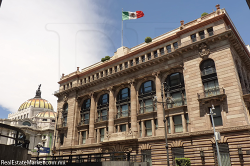 Según Banxico, es realista el pronóstico de crecimiento de casi 5% al término del sexenio.