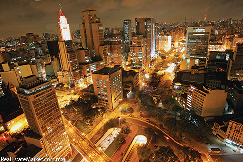 Sao Paulo es otra de las ciudades con las que México compite en el establecimiento de espacios corporativos.