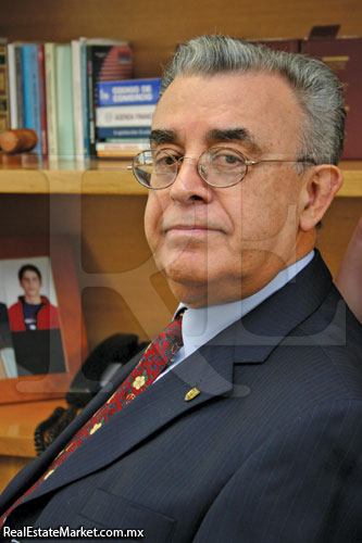 Victor Manuel  Requejo