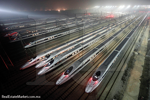 Centro de mantenimiento de trenes de alta velocidad de Wuhan, en la provincia de Hubei
