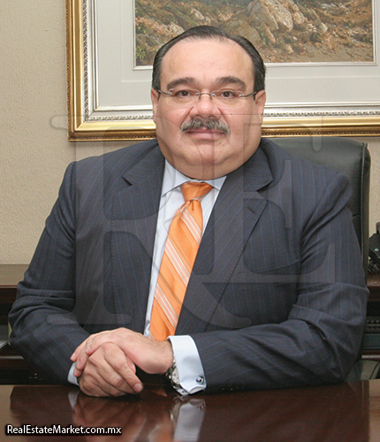 Lic. Jorge Carlos Ramírez Marín.<br />Secretario de la Sedatu.