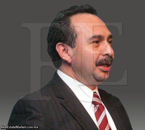Enrique Ayón Hernández <br />director general hipotecaria nacional Grupo Financieros BBVA