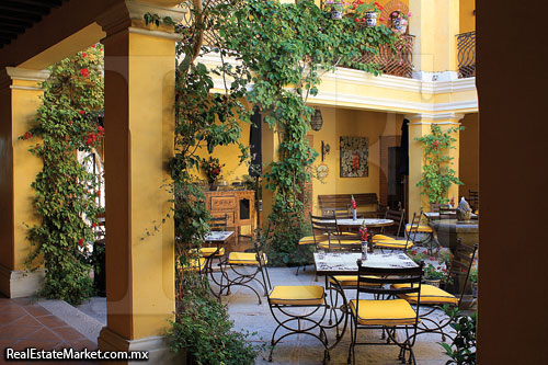 Patio restaurante del Hotel