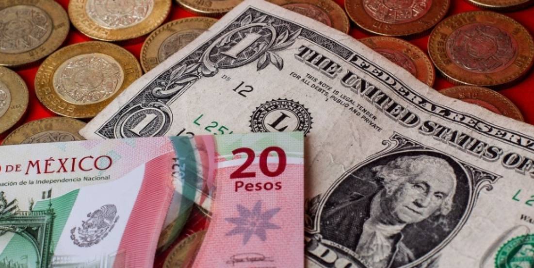 Dólar pierde fuerza por incertidumbre comercial; peso alcanza $19.58 por dólar