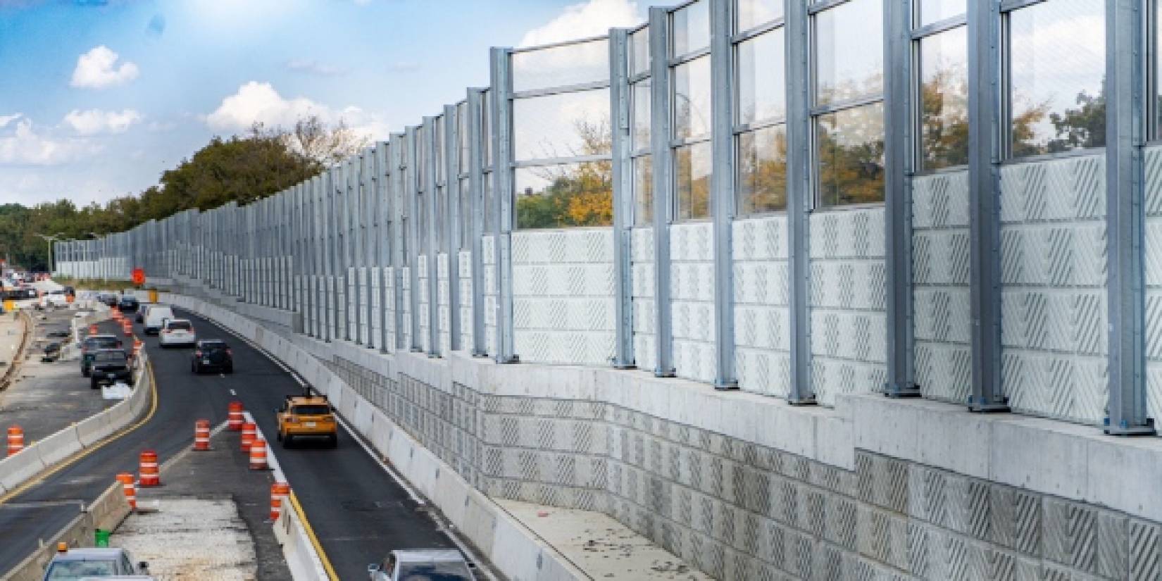 Infraestructura que se ve: Barreras acústicas transparentes en autopistas