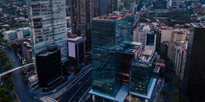 Oficinas en México: Precios estables y demanda firme al cierre del 2T25