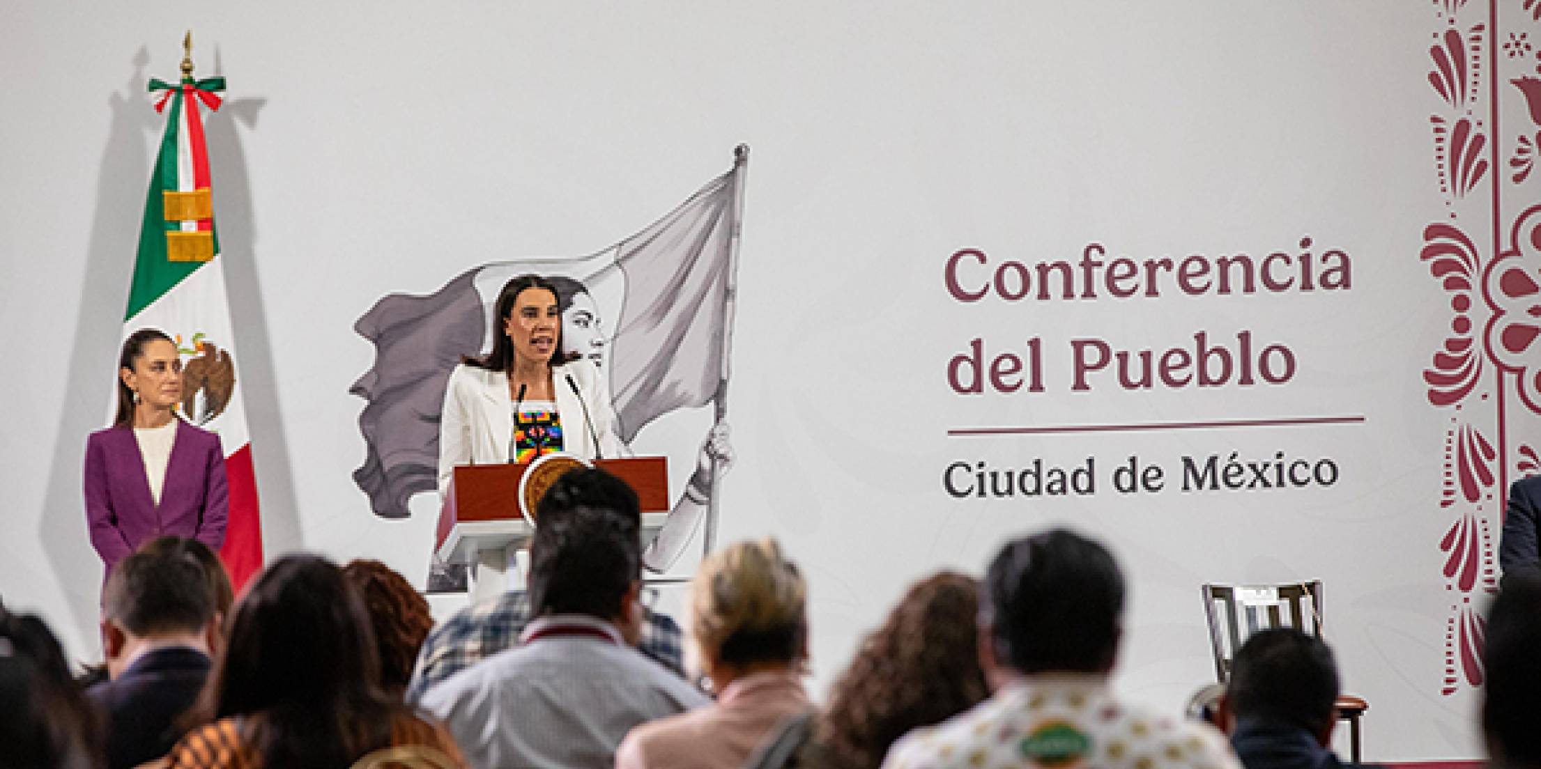 México recibe más turistas mujeres que hombres en vuelos internacionales