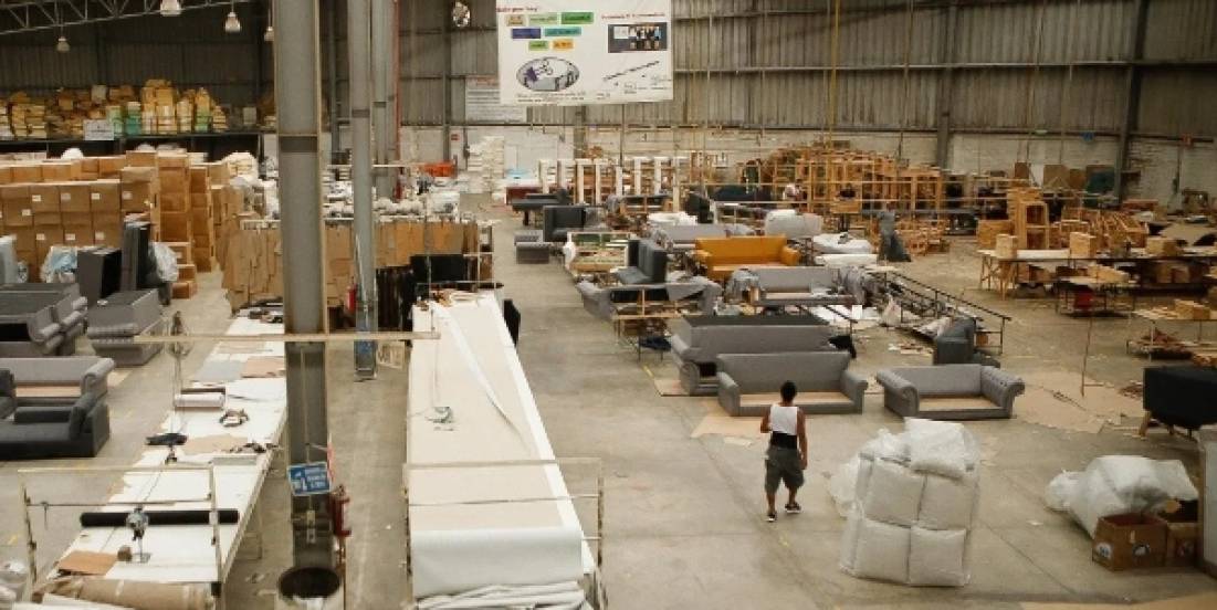 Posibles aranceles de EU afectarían al mueble mexicano y al nearshoring