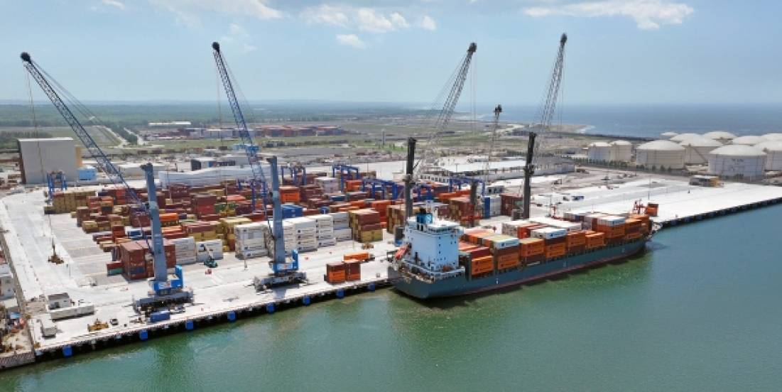 Reconocen a Banorte por su liderazgo en financiamiento de infraestructura