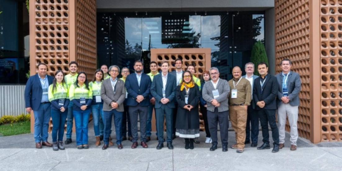 Materiales verdes y trabajo conjunto para una construcción baja en carbono