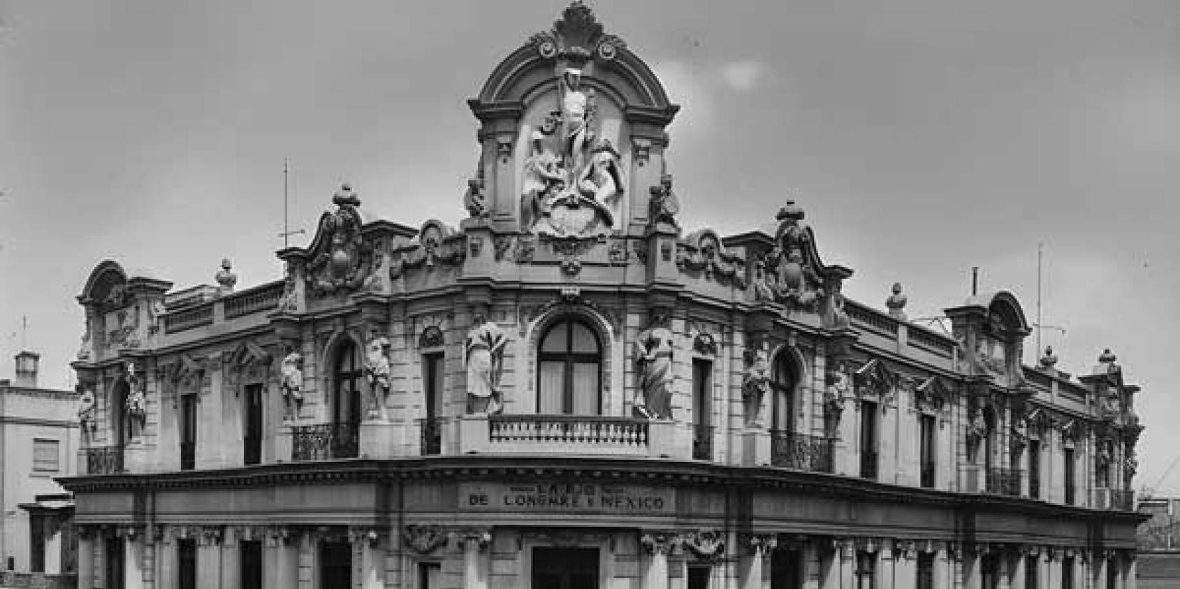 Banca: Seis décadas de transformación en México