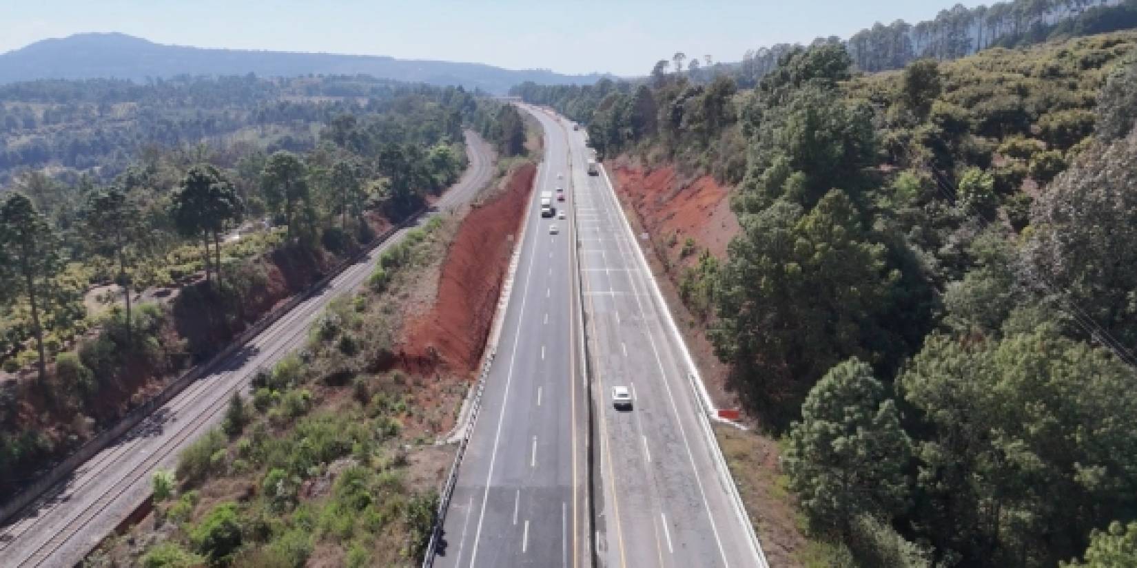 Autopista Pátzcuaro–Uruapan entra en fase final; registra 99% de avance
