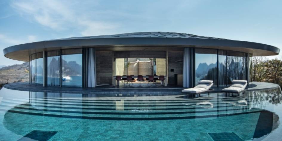 Arquitectura que emerge del paisaje en Japón