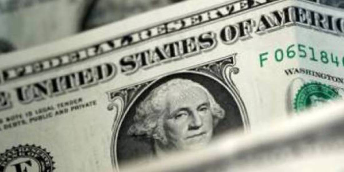 Mercados cautelosos: peso cede mientras sube incertidumbre global