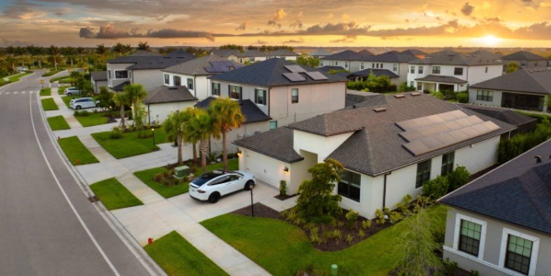 Mercado inmobiliario de EU revela dos realidades para la vivienda nueva