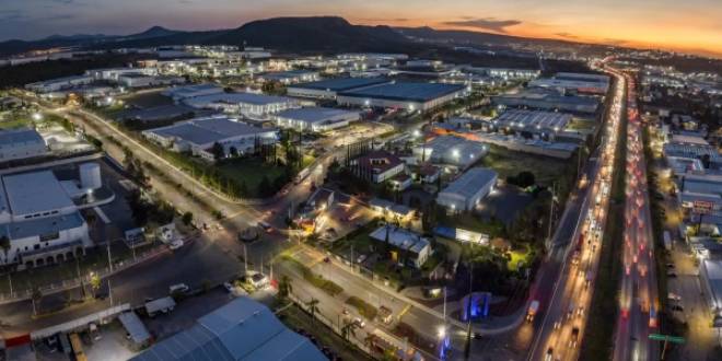 Inversiones impulsan mercado industrial de Querétaro: demanda de naves crece