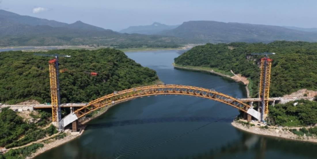 Con inversión de casi 2 mil mdp, el Puente Rizo de Oro entra en su etapa final